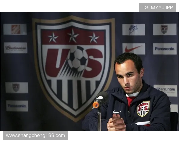 英超狼队2018赛季客场球衣设计及特色