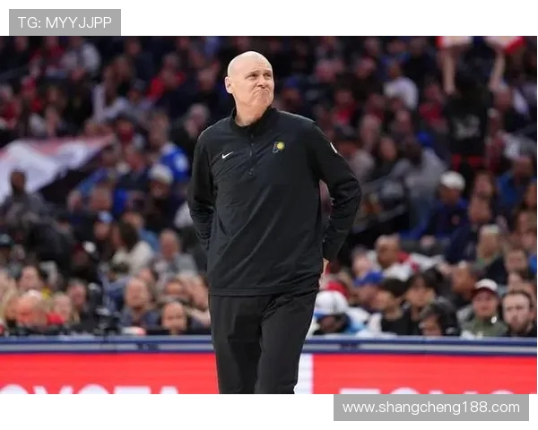 卡莱尔幽默提及湖人主场名称强调球员需做好心理准备